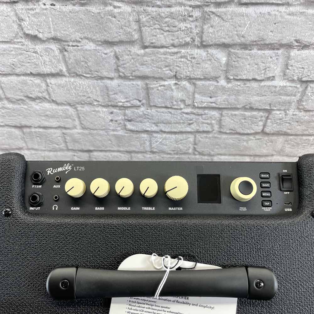 Used:  Fender Rumble LT 25 Bass Amp (B-Stock)