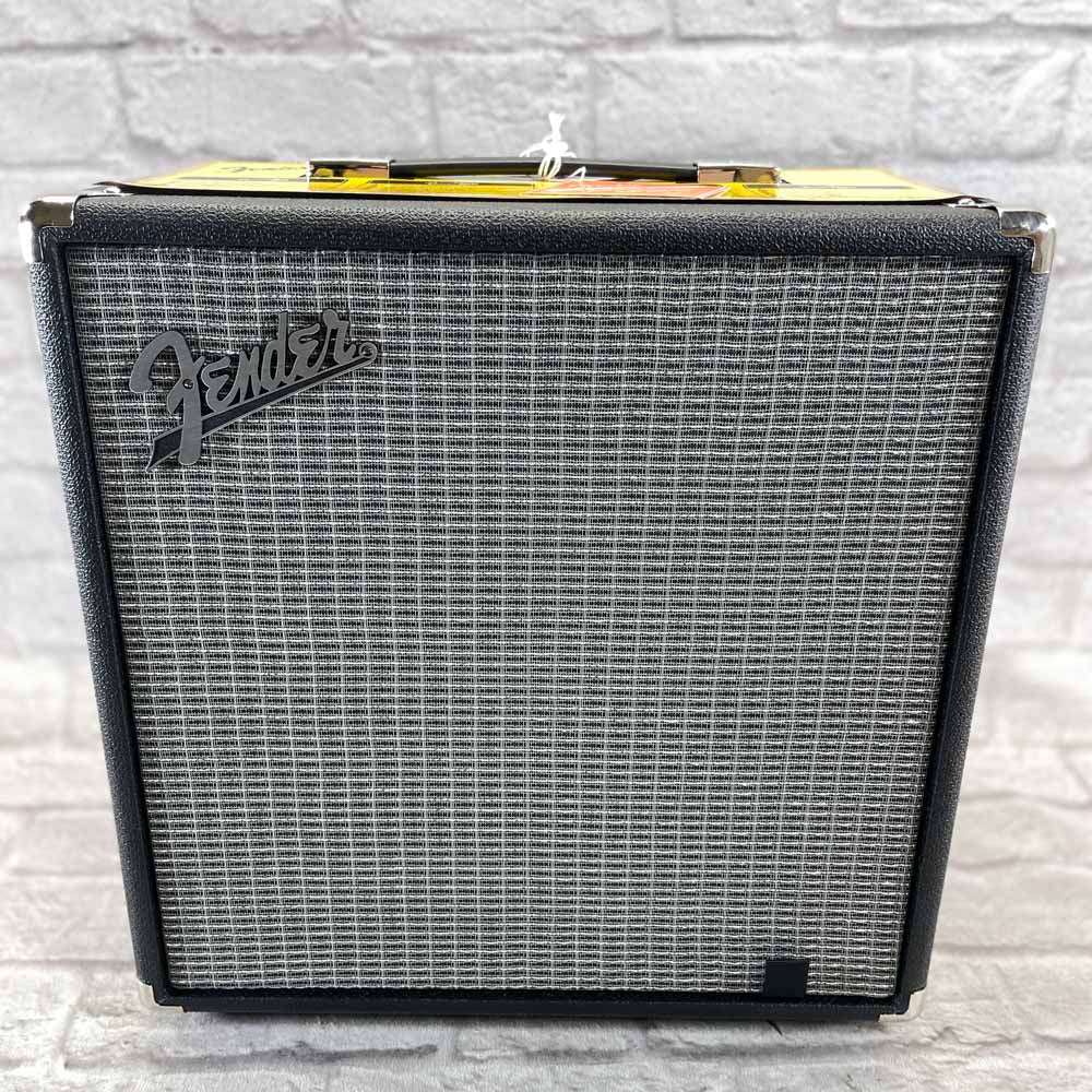 Used:  Fender Rumble 40 Bass Combo Amp (B-Stock)