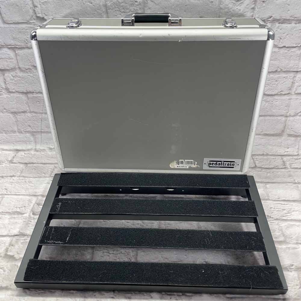 Used:  Pedaltrain PT-1 Pedalboard with Tour Case