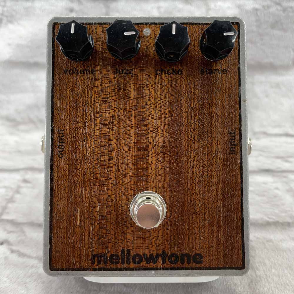 Used:  Mellowtone Wolf Computer Fuzz Pedal