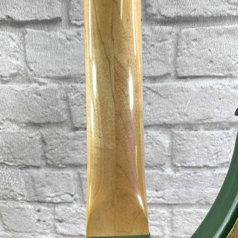 Used:  Peavey Patriot Bass Guitar - Natural