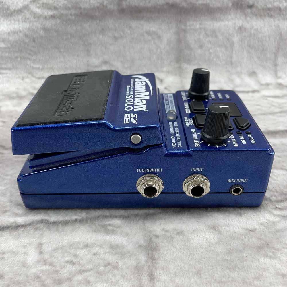 Used:  DigiTech JamMan Solo Looper/Phrase Sampler