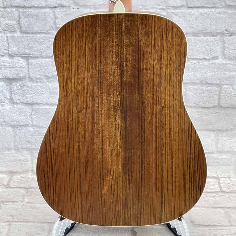 Used:  Taylor Guitars  410 Acoustic Guitar