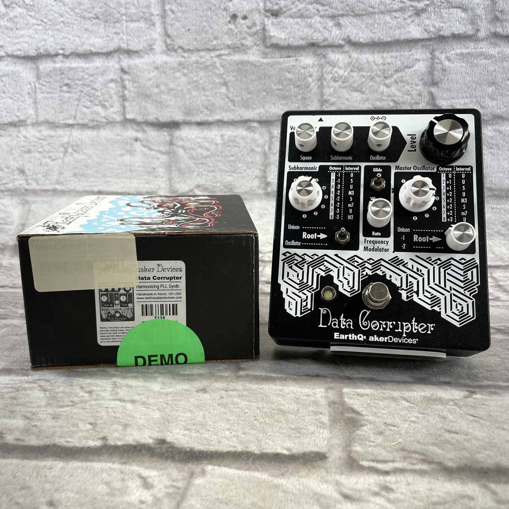 Used:  EarthQuaker Devices Data Corrupter Modulated Monophonic PLL Harmonizer Pedal