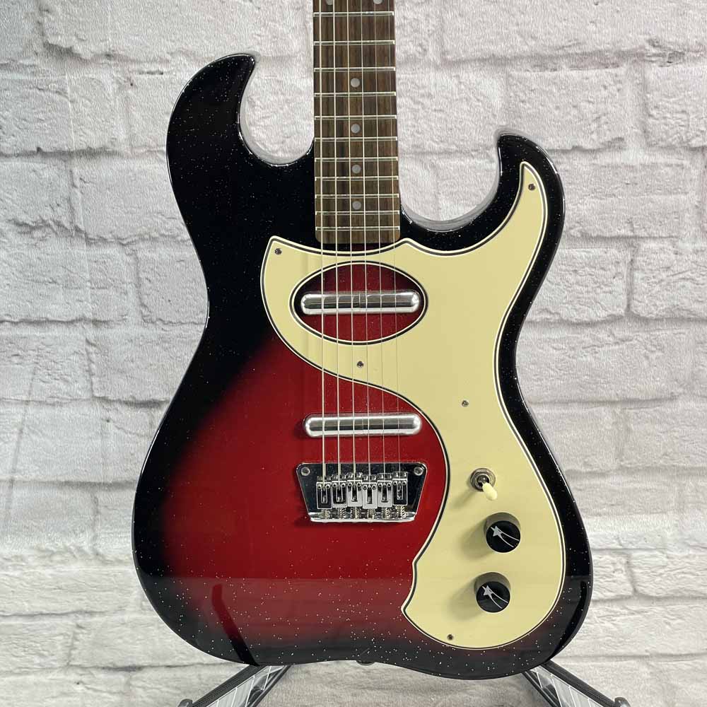 Used:   TeleStar Mona Black & Red Sparkle Electric Guitar w/ Amp in Case