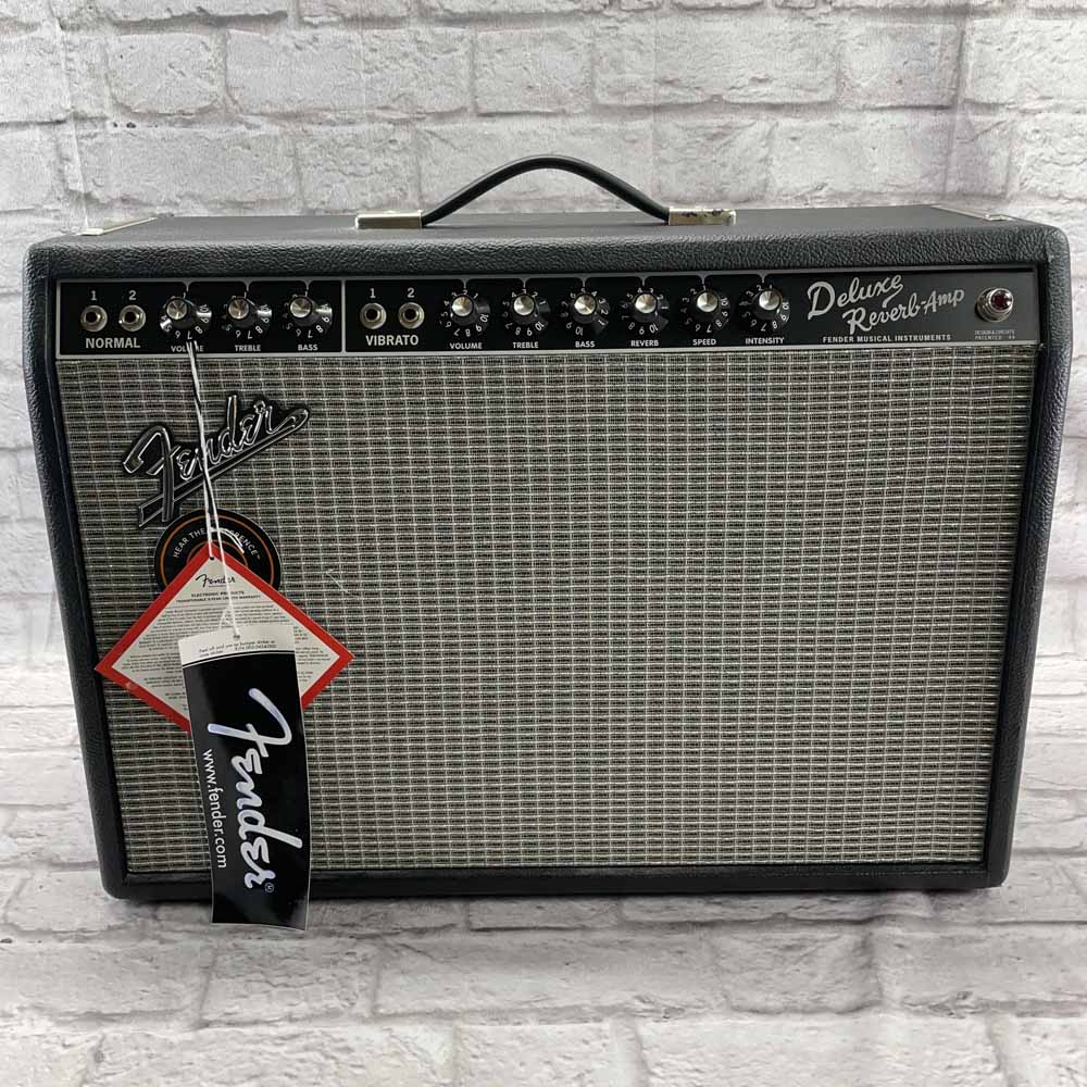 Used:  Fender 65' Deluxe Reverb Reissue 22 - Watt Amplifier