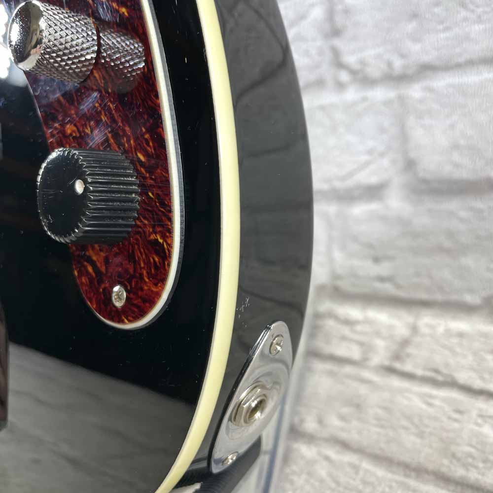 Used:  Reverend Guitars Mercalli 4 Bass Guitar - Black