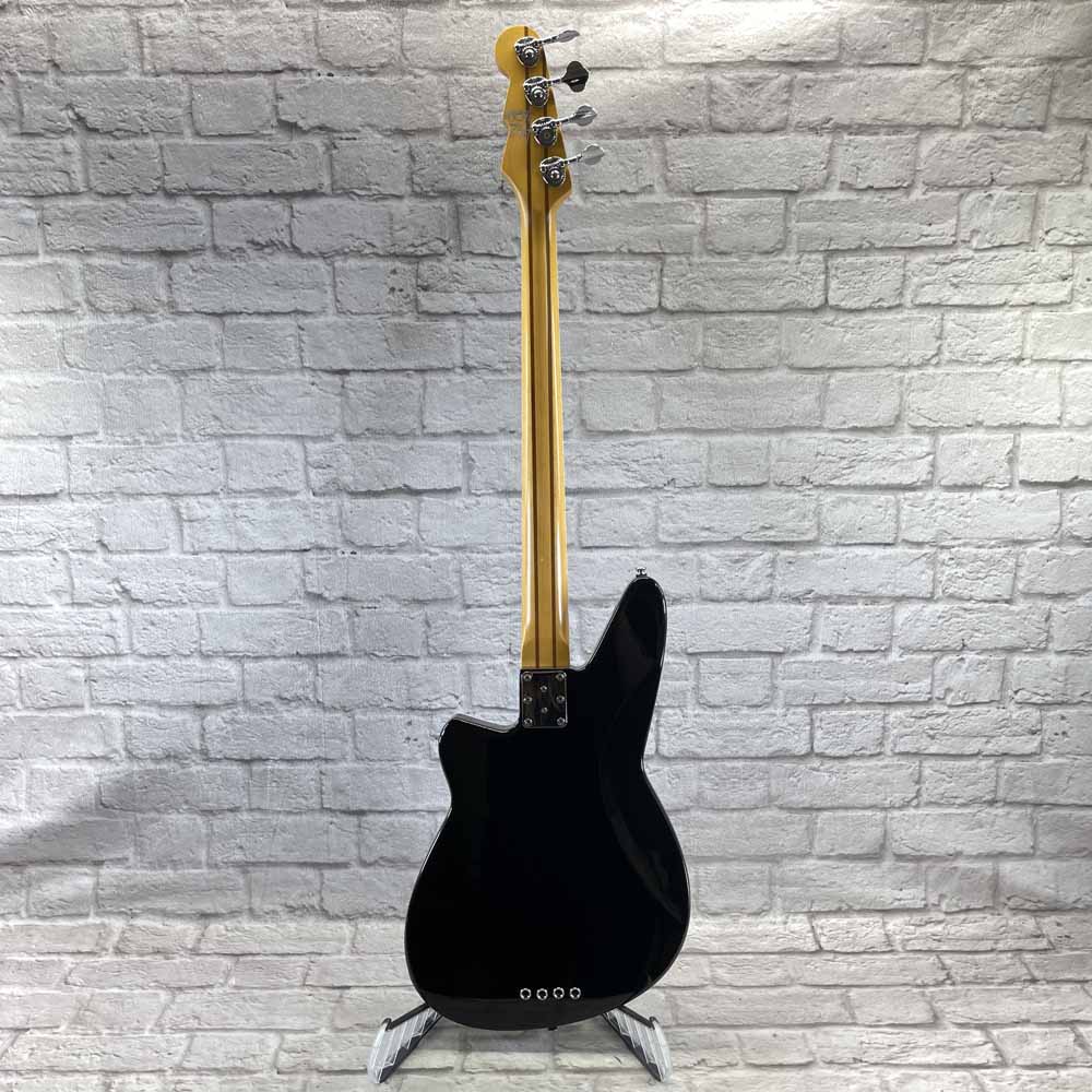 Used:  Reverend Guitars Mercalli 4 Bass Guitar - Black