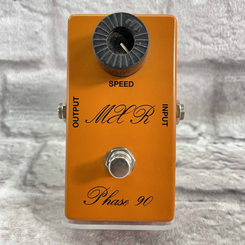 Used:  MXR Script Phase 90