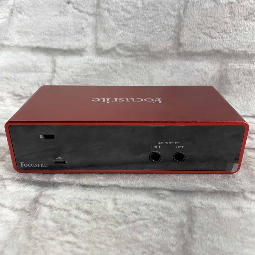 Used:  Focusrite Scarlett 2i2 3rd Gen USB Audio Interface