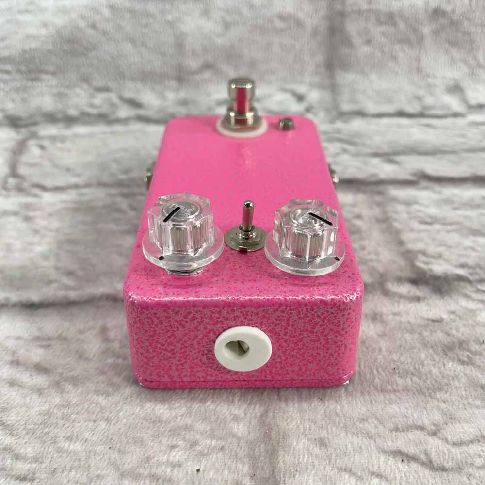 Used:  Make Sounds Loudly Champ Amp - Pink Pedal