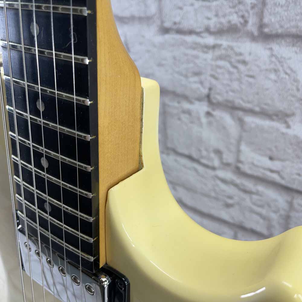Used: Gibson Invader Electric Guitar