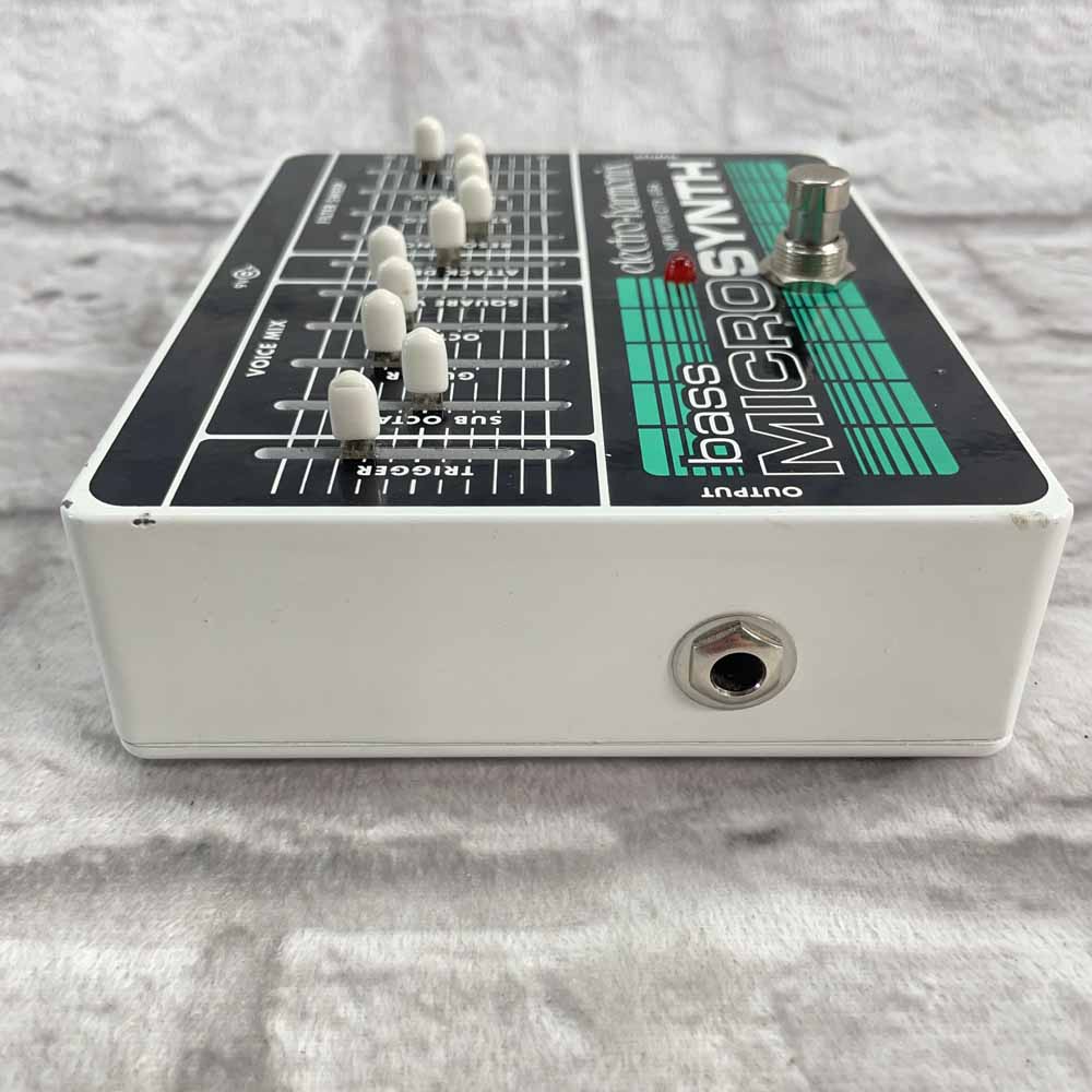 Used:  Electro-Harmonix Bass Micro Synth Pedal