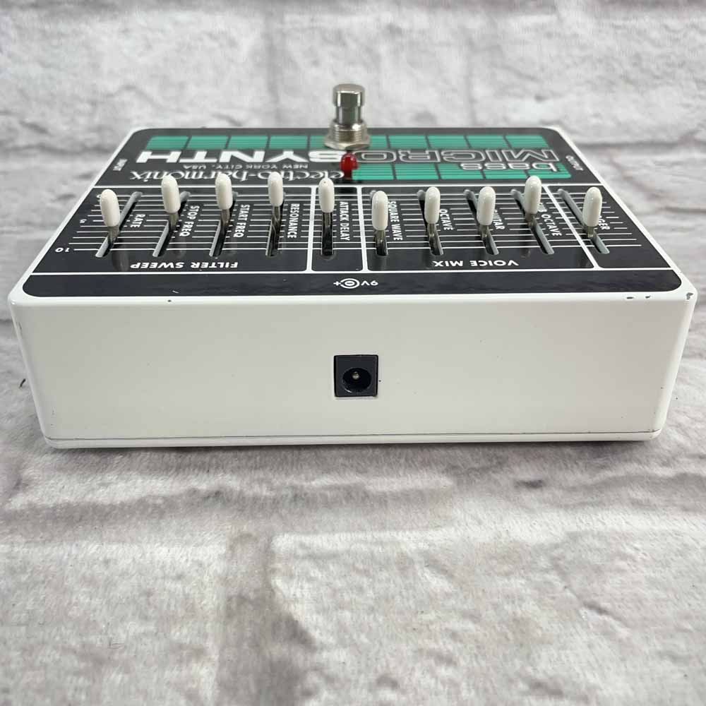 Used:  Electro-Harmonix Bass Micro Synth Pedal