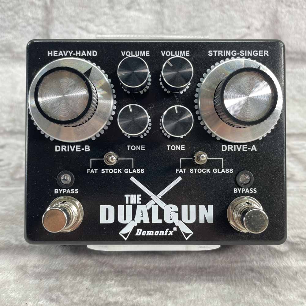 Used:  DemonFX The Dualgun (Duellist Clone)