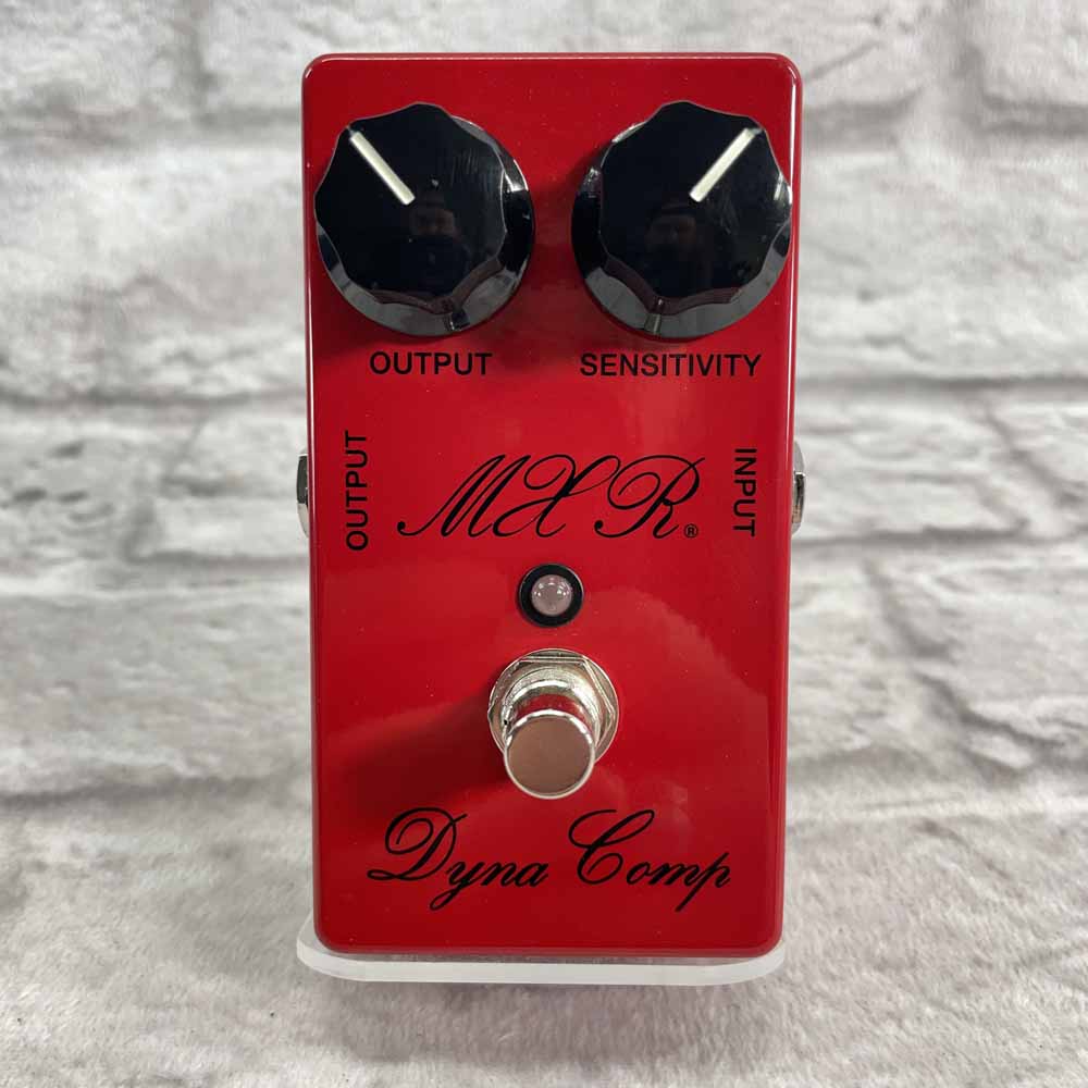 Used:  MXR Dyna Comp Script 102SL Compressor Pedal