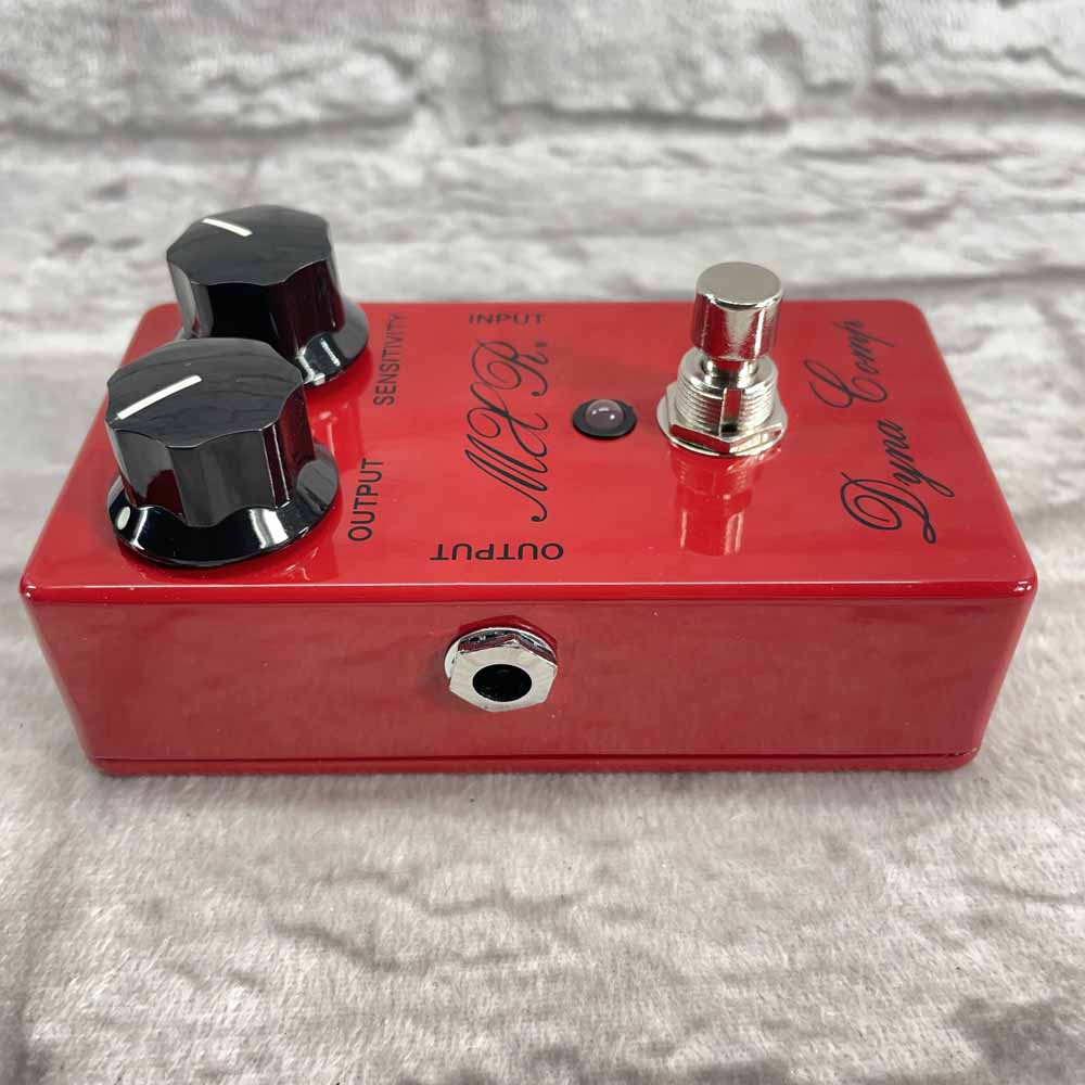 Used:  MXR Dyna Comp Script 102SL Compressor Pedal