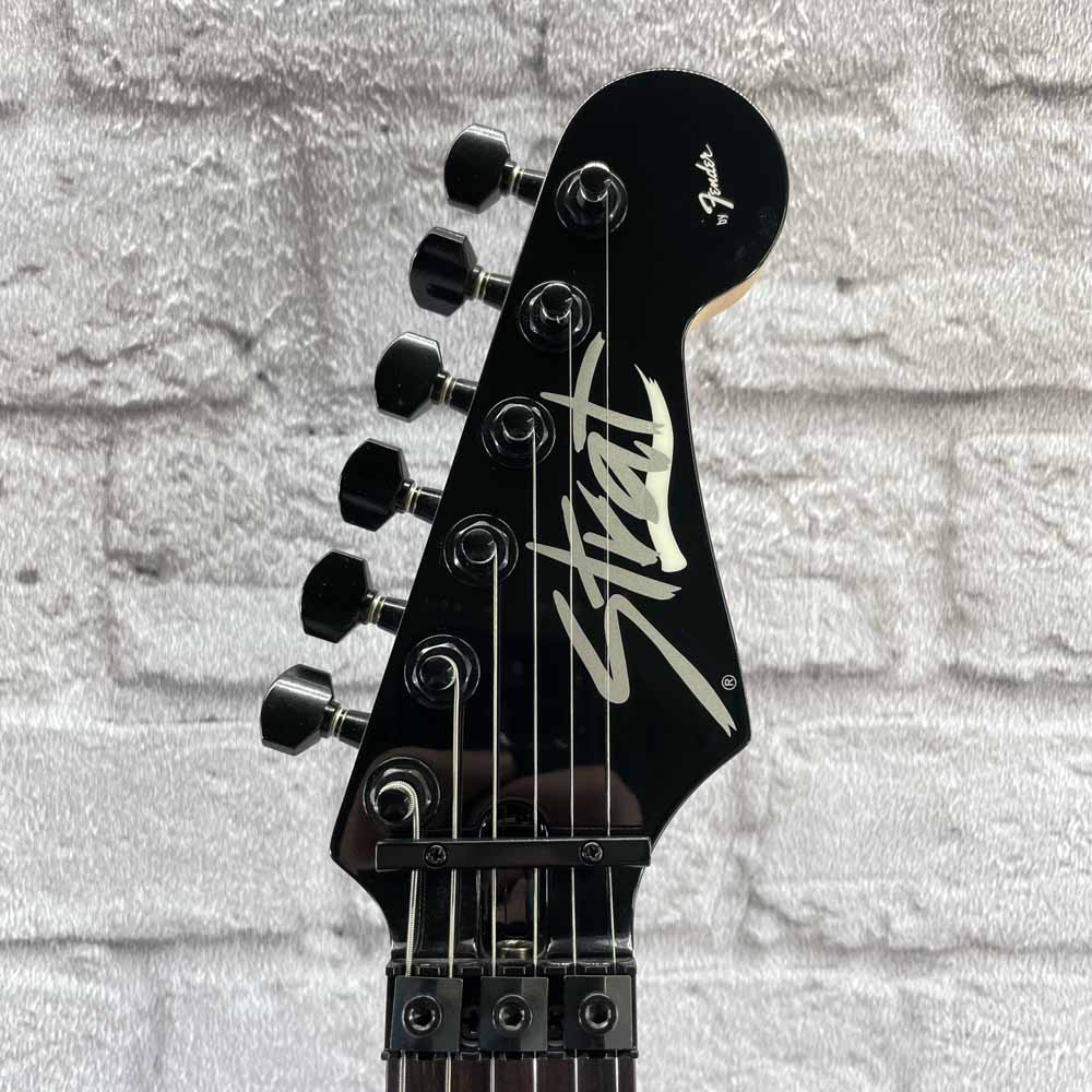 Used:  Fender Limited Edition HM Stratocaster Electric Guitar - Bright White