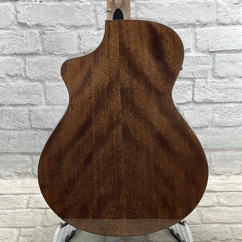 Used:  Breedlove Discovery MH CE Acoustic Guitar