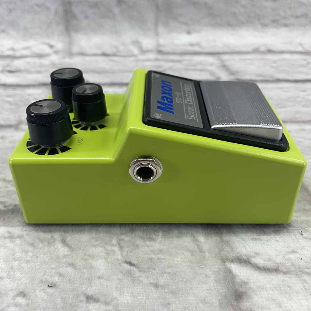 Used: Maxon SD-9 Sonic Distortion Pedal – Flipside Music