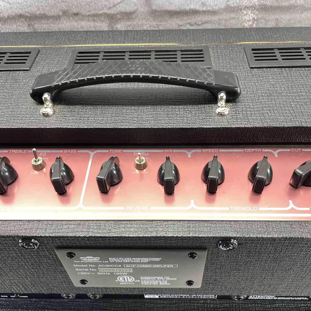 Used:  VOX AC30CC2X Custom Classic 2x12 Guitar Combo Amp