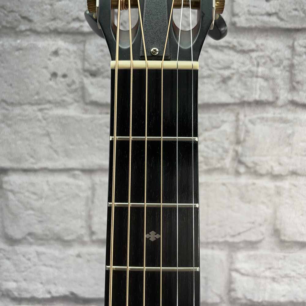 Used:  Taylor Guitars 322ce 12-fret Acoustic Guitar