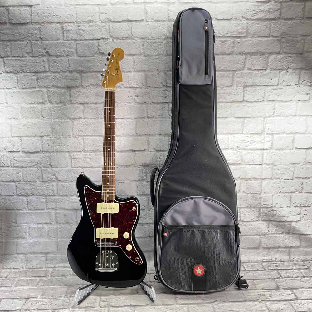 Used:  Fender Classic Player Jazzmaster - Black