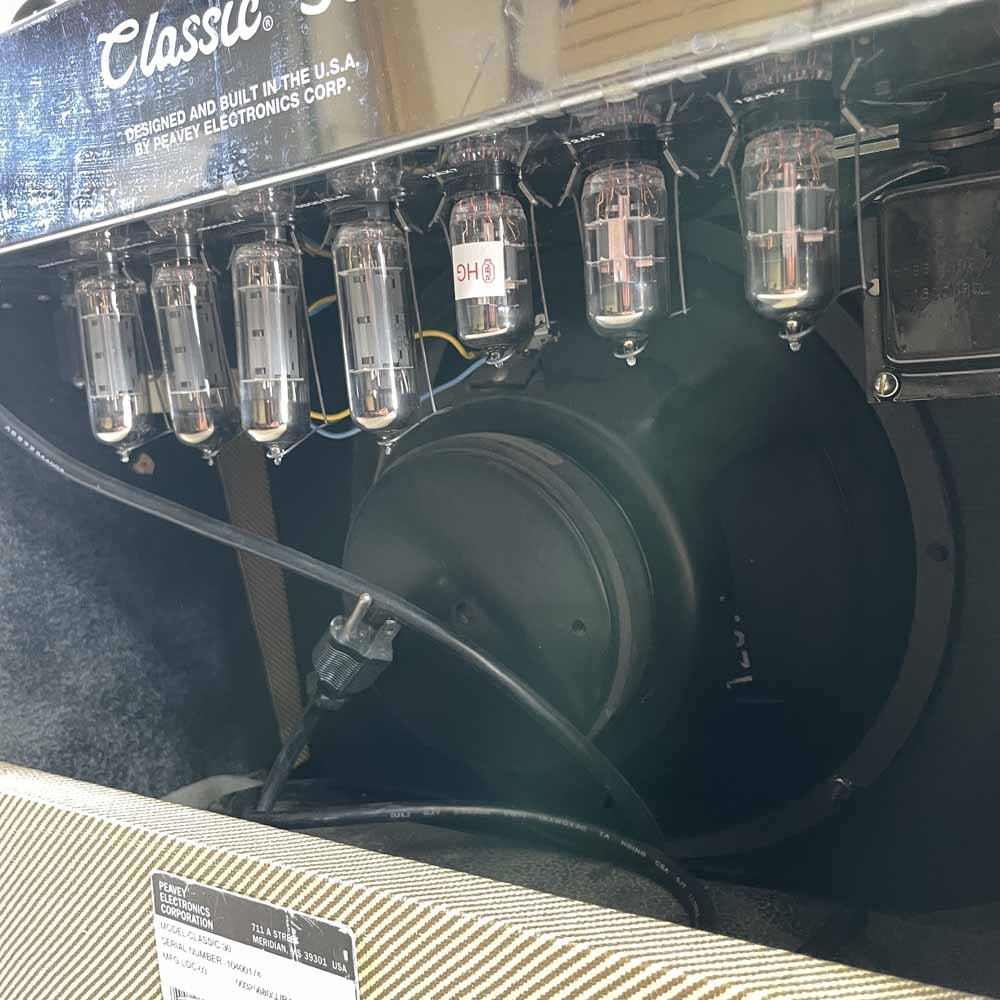 Used:  Peavey Classic 30 1x12 All-tube Combo Amplifier