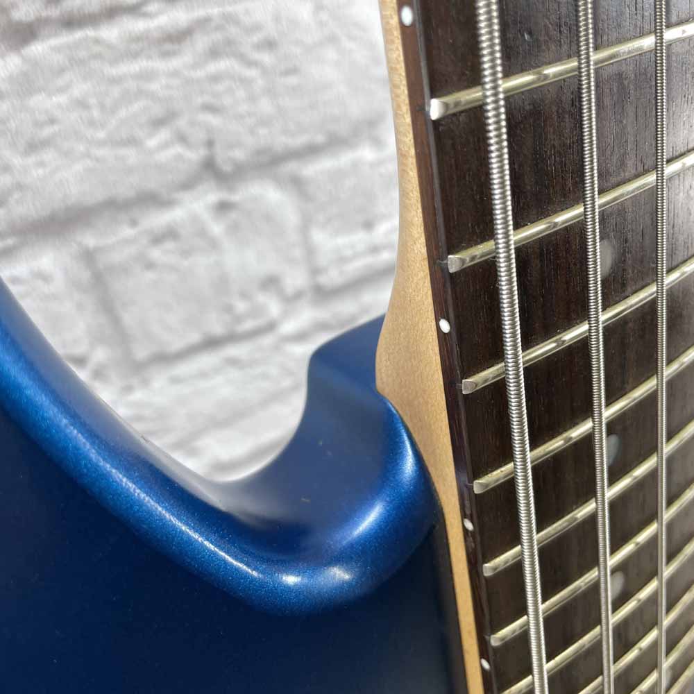 Used:  Yamaha BB404 Bass Guitar - Blue