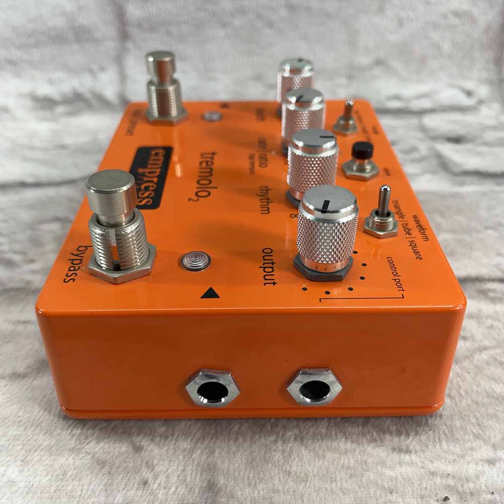 Used:  Empress Effects Tremolo 2 Pedal