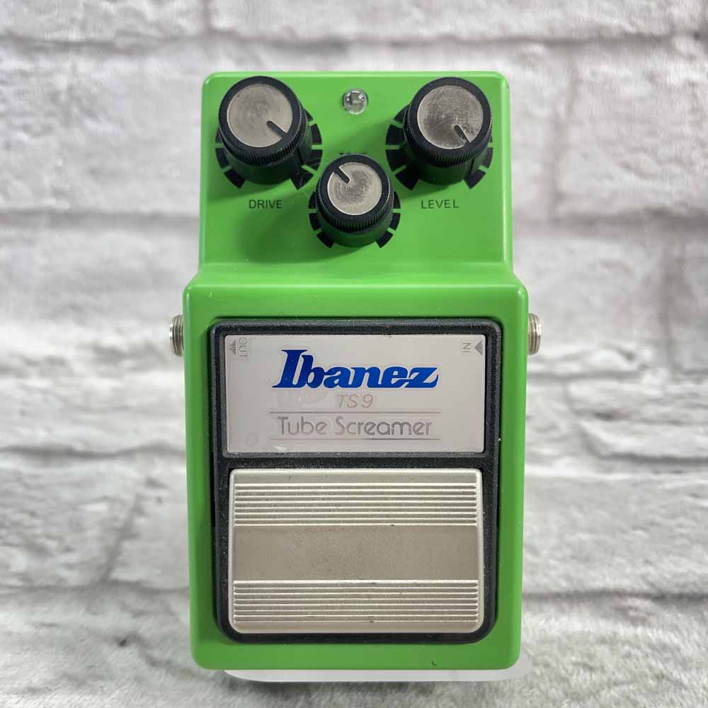 Used:   Ibanez TS9 Tube Screamer