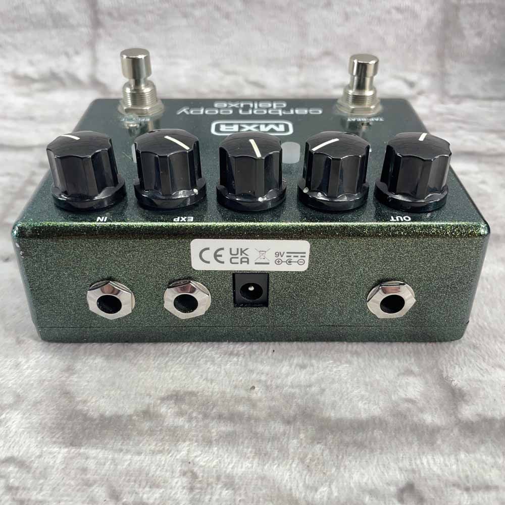 Used:  MXR Carbon Copy Deluxe Pedal