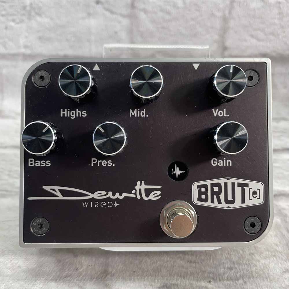 Used:  Dewitte Wired Brute  Preamp Pedal - Black