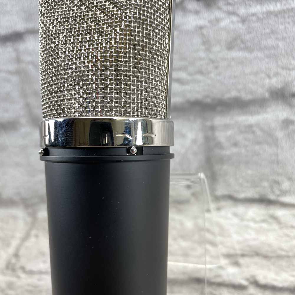 Used:  Lauten Audio LA-220 FET Large Diaphragm Condenser Mic
