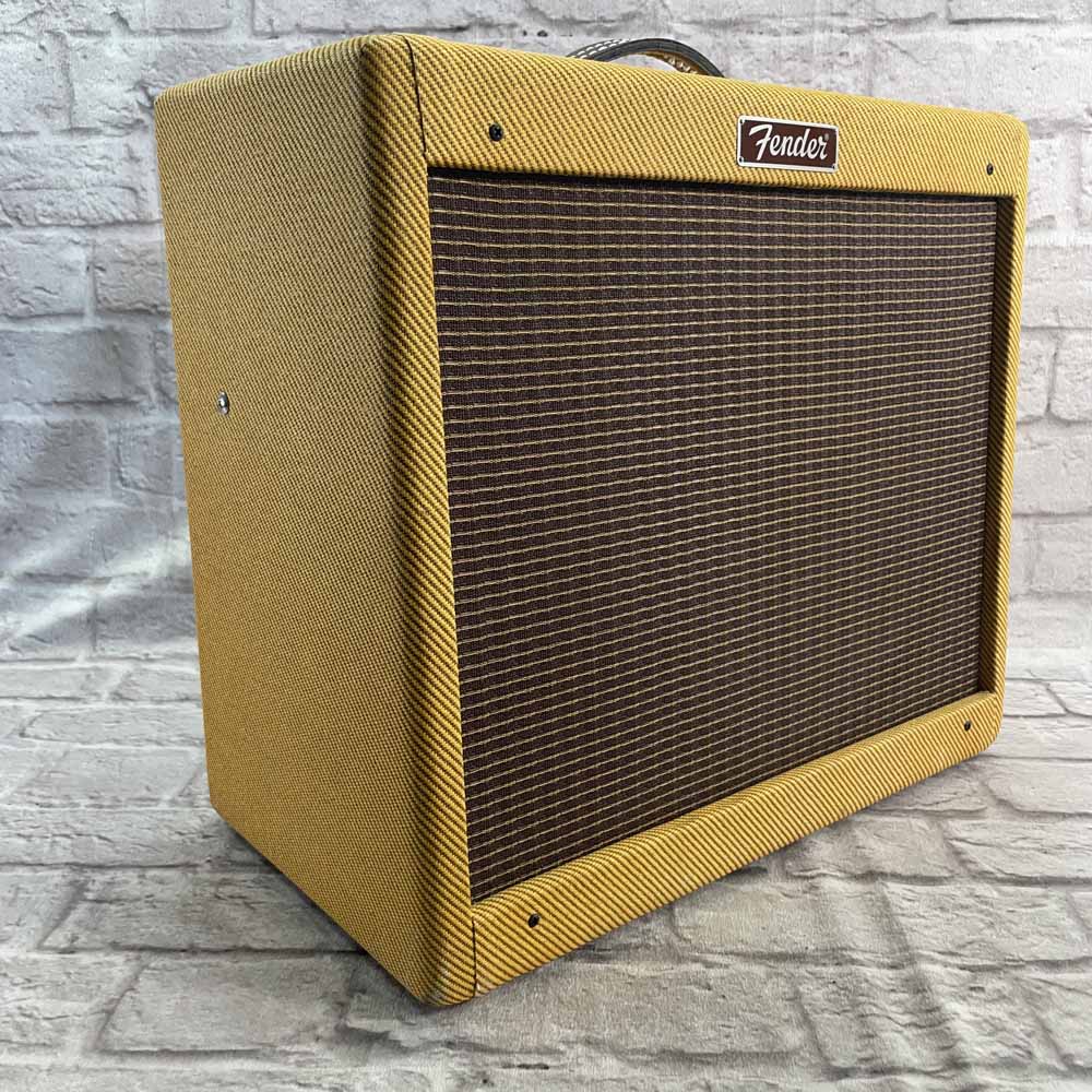 Used:  Fender Blues Jr 15 Watt Combo Amp - Tweed