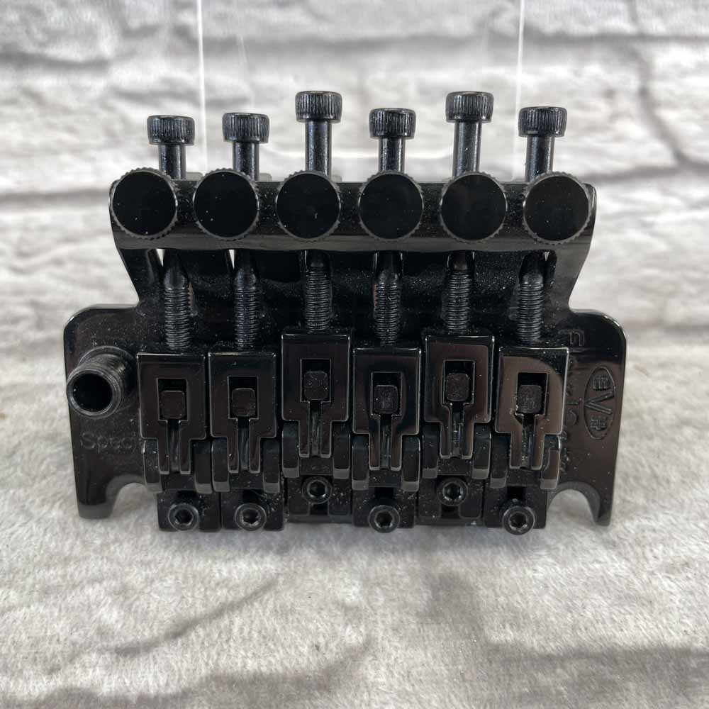 Used:  Floyd Rose FRT200 Tremolo System