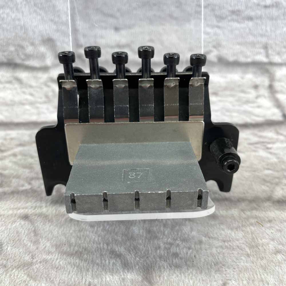 Used:  Floyd Rose FRT200 Tremolo System