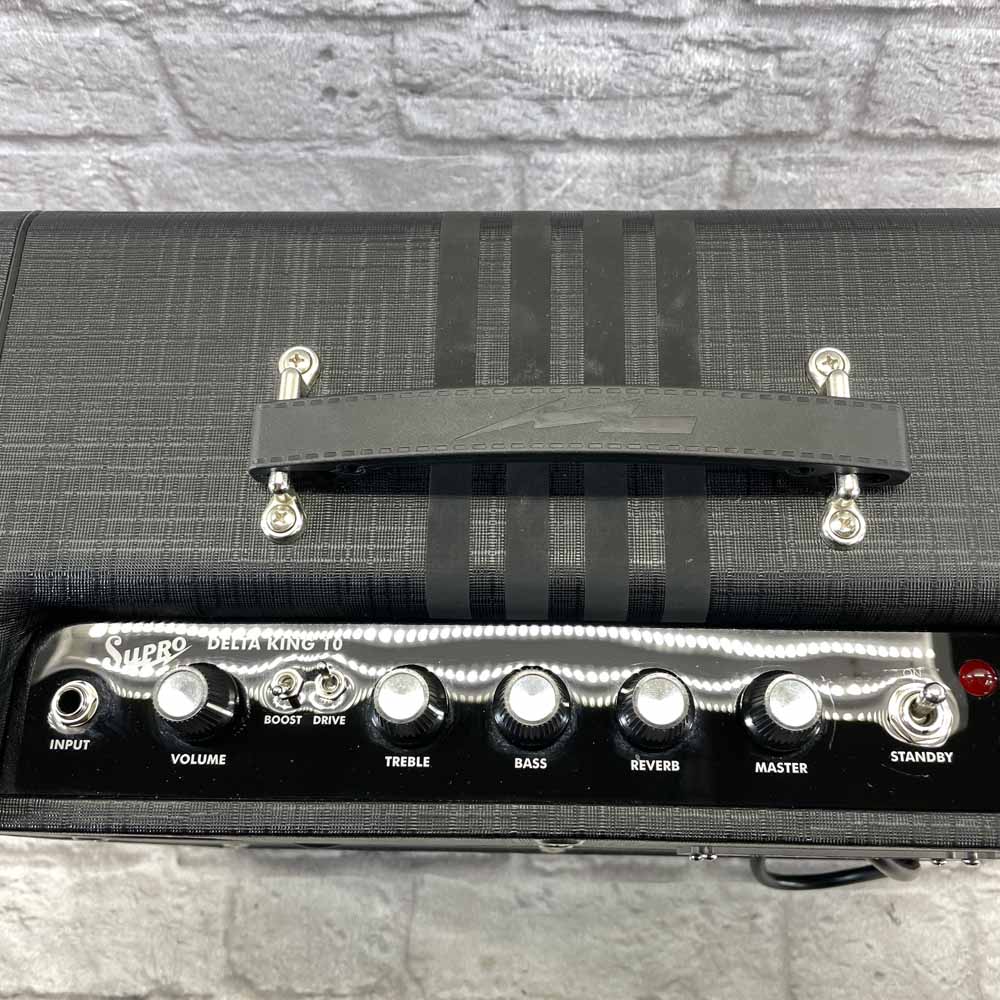 Used:  Supro Delta King 10 1x10 5-Watt Reverb Combo Amp