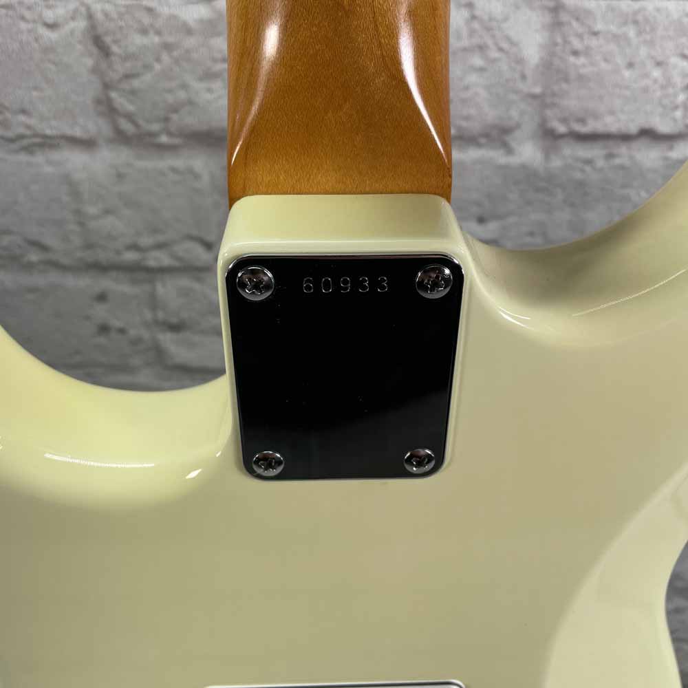 Used:  Slidemo "Edge" Stratocaster Electric Guitar