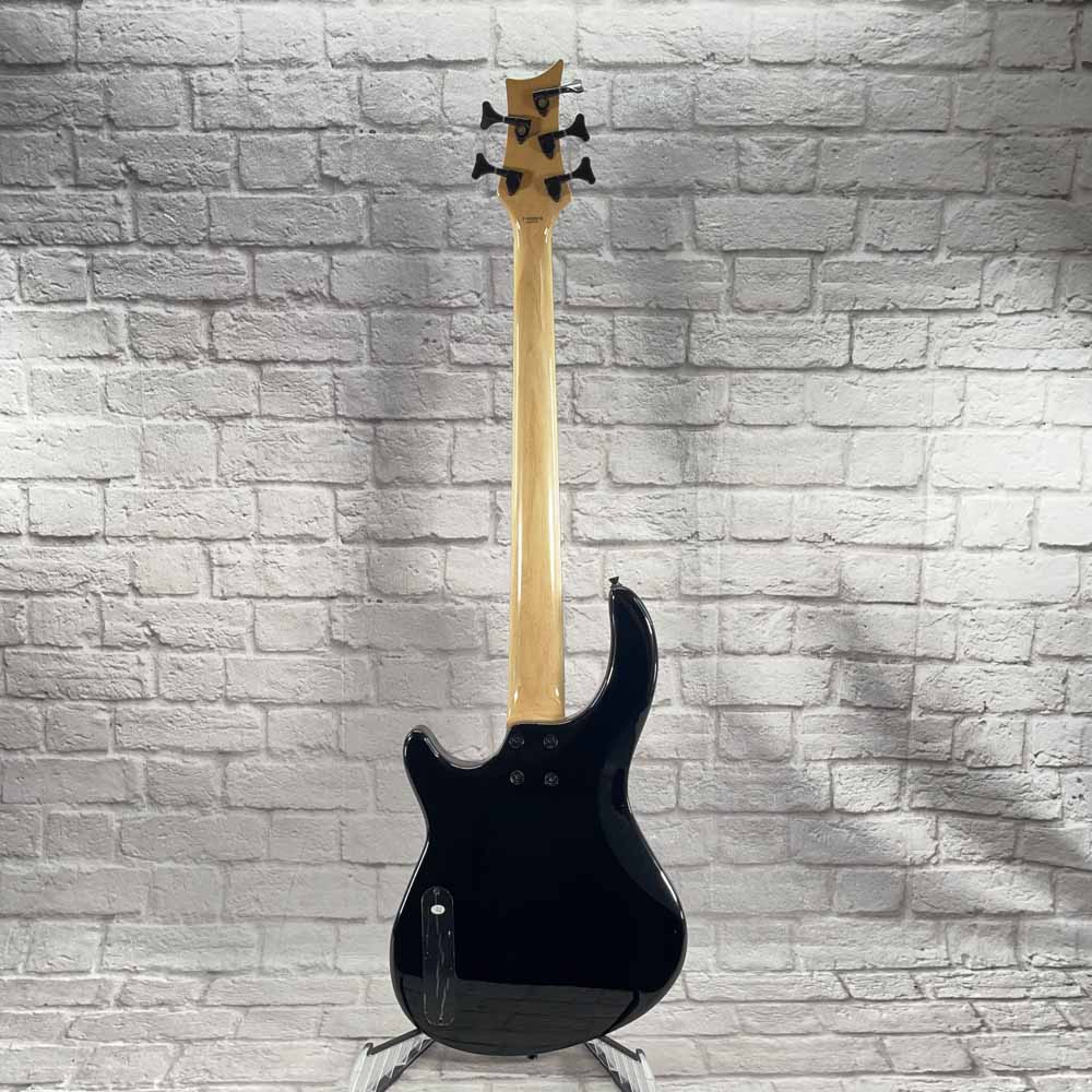 Used:  Dean Guitars Edge 09 5-String Bass Guitar - Black