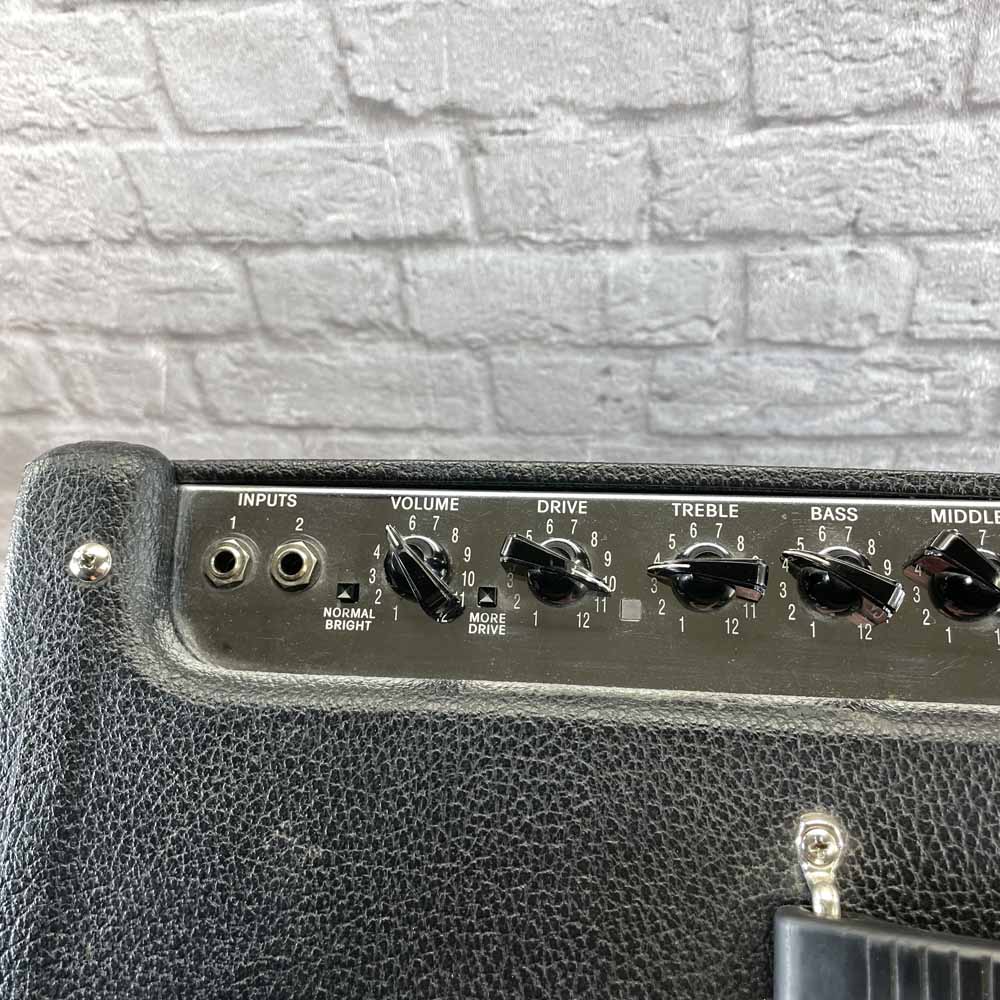 Used:  Fender Hotrod Deluxe  40-watt, 1x12" Tube Combo Amplifier
