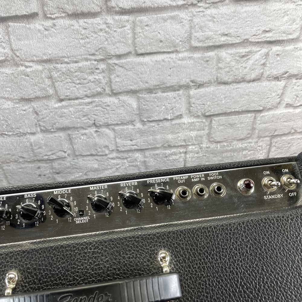 Used:  Fender Hotrod Deluxe  40-watt, 1x12" Tube Combo Amplifier