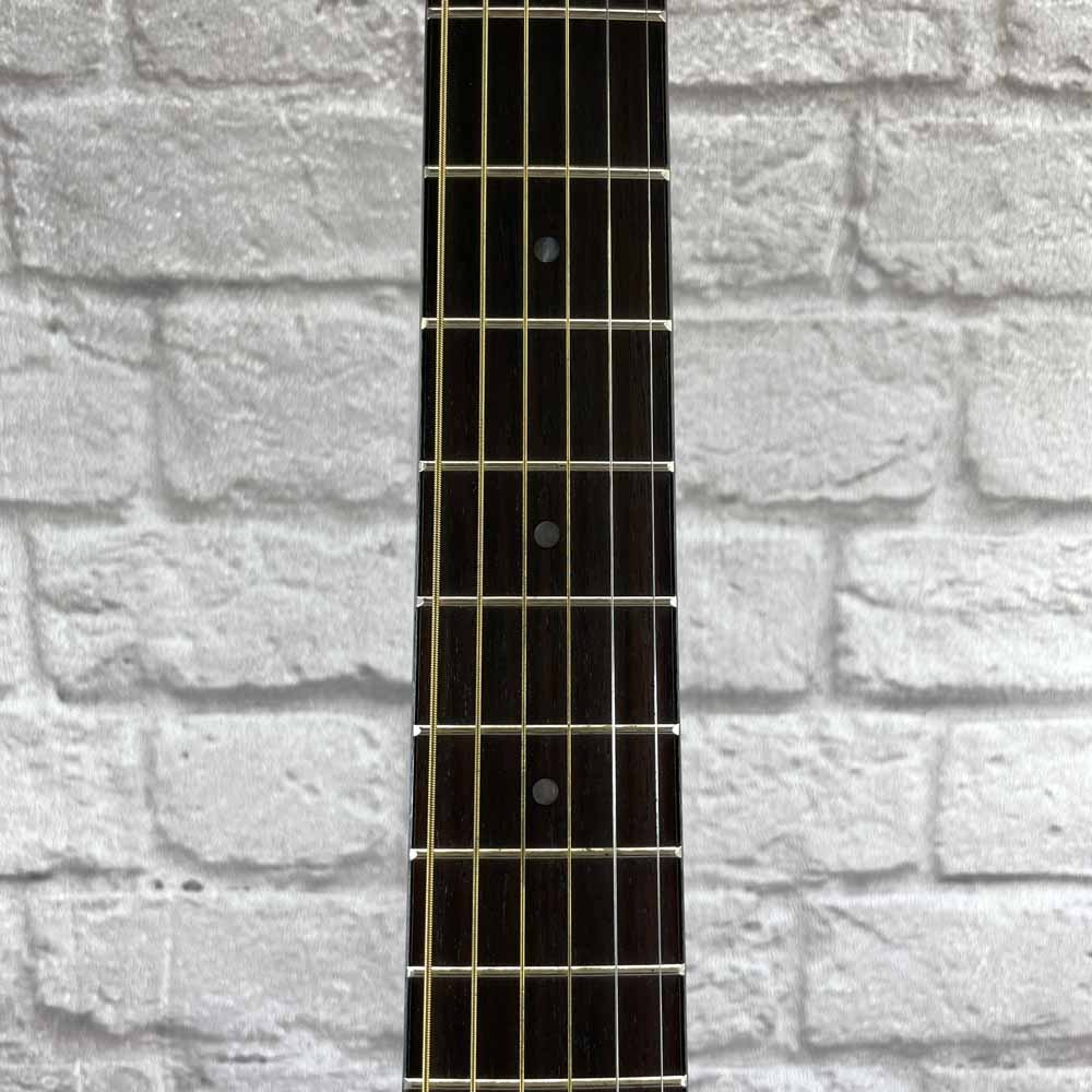 Used:  Yamaha FG-402 Acoustic Guitar - Natural