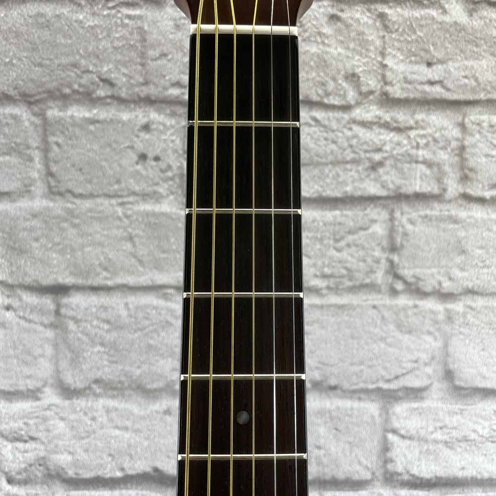 Used:  Yamaha FG-402 Acoustic Guitar - Natural