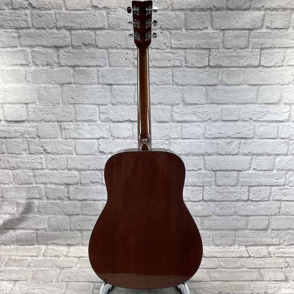 Used:  Yamaha FG-402 Acoustic Guitar - Natural