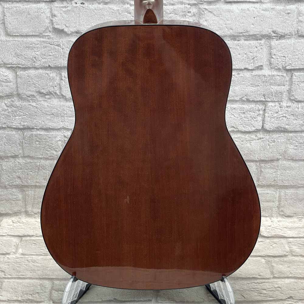 Used:  Yamaha FG-402 Acoustic Guitar - Natural