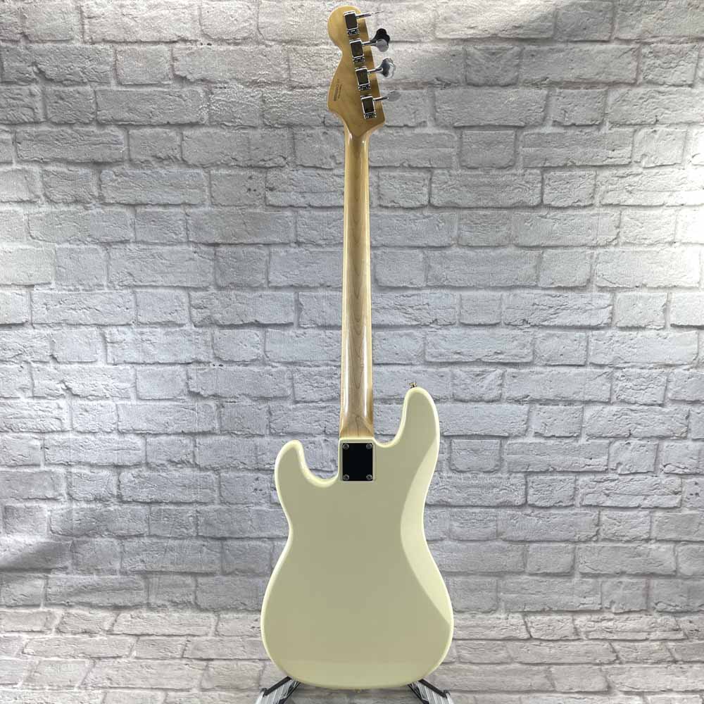 Used:  Squier Affinity Series Precision Bass Guitar - Vintage White