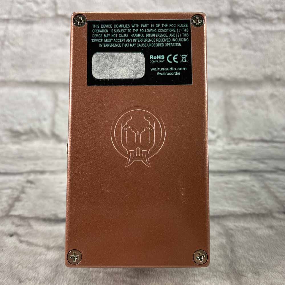 Used:  Walrus Audio Monument Harmonic Tremolo Pedal