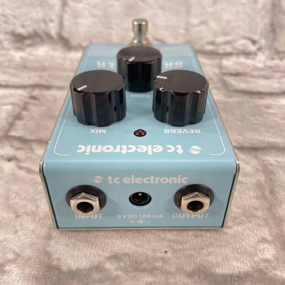 Used:  TC Electronic Skysurfer Reverb Pedal