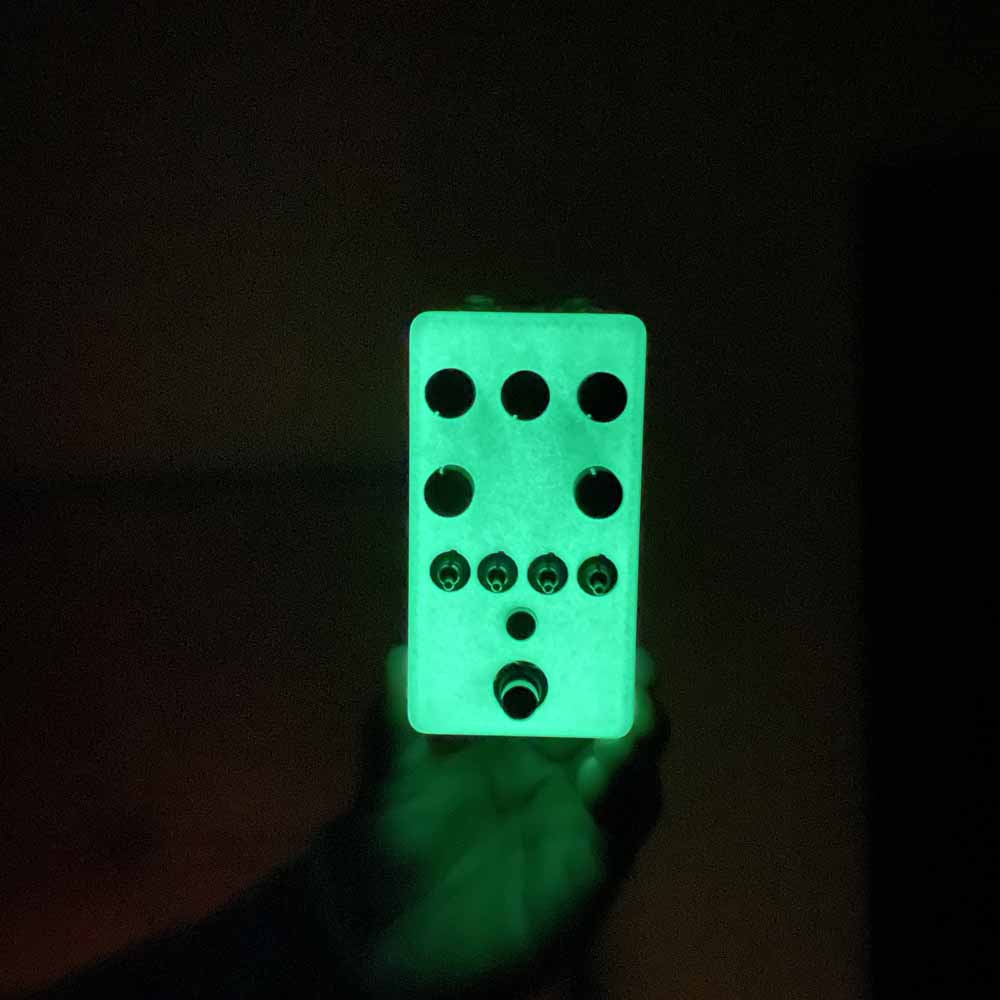 Petey's Pedals Multi-Head Delay (Glow In The Dark)